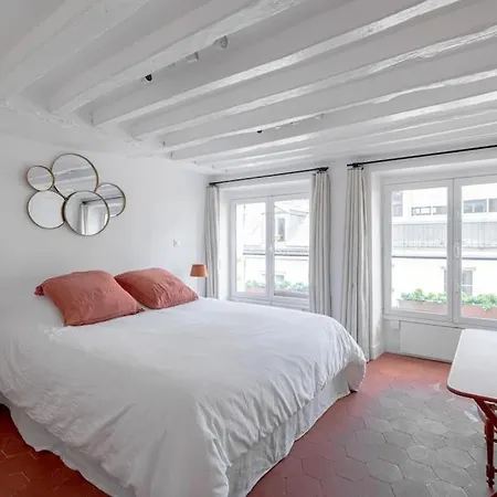 3 Rooms, View On Roofs Chic & Cosy - 70 M2 Appartamento Parigi