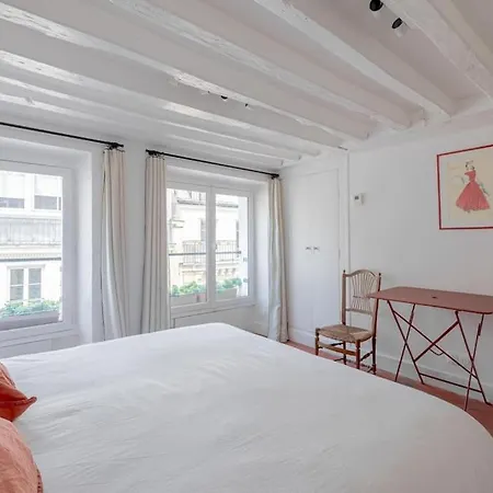 3 Rooms, View On Roofs Chic & Cosy - 70 M2 Appartamento *