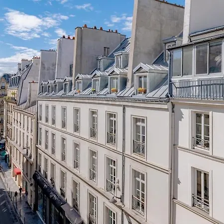 3 Rooms, View On Roofs Chic & Cosy - 70 M2 Appartamento Parigi